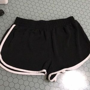 FOREVER 21 RUNNING SHORT